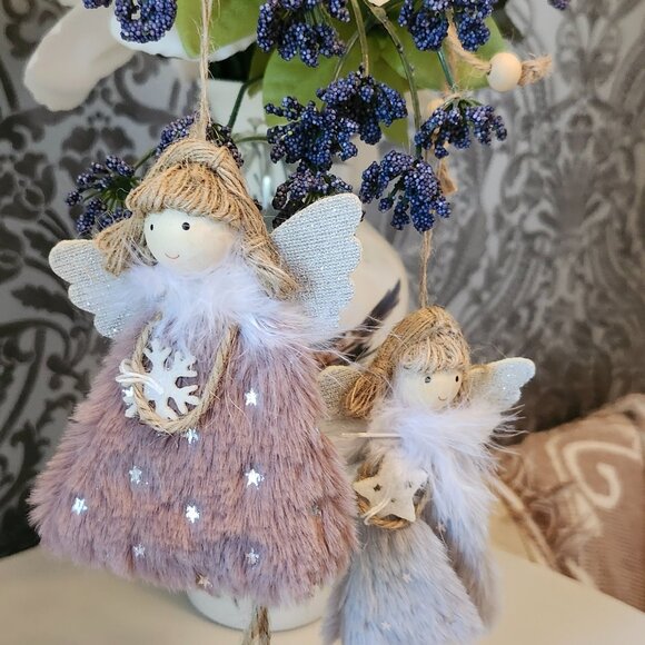 Christmas Angels - Picture 5 of 5